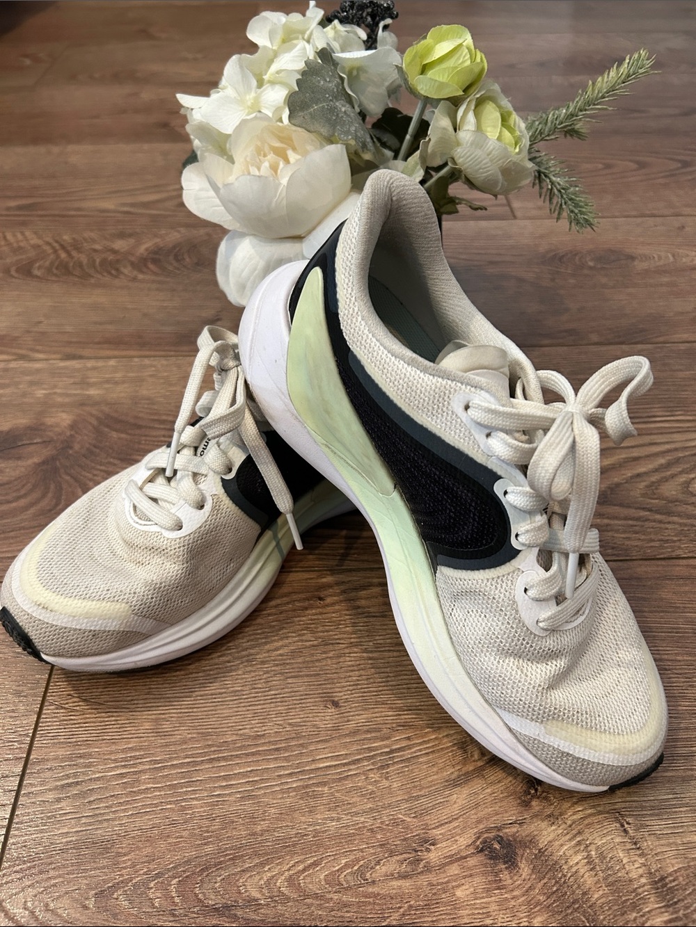lululemon athletica Cream and Black Women's Running Shoes with Pale Green Accent